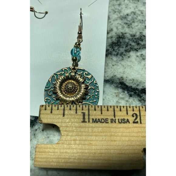 Earrings Turquoise Blue Boho Dangle Beaded Metal Casual or Dressy Gold Look Chic - Picture 5 of 6